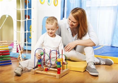 Os Requisitos Para Um Terapeuta Ocupacional Com Crianças Com Necessidades Especiais